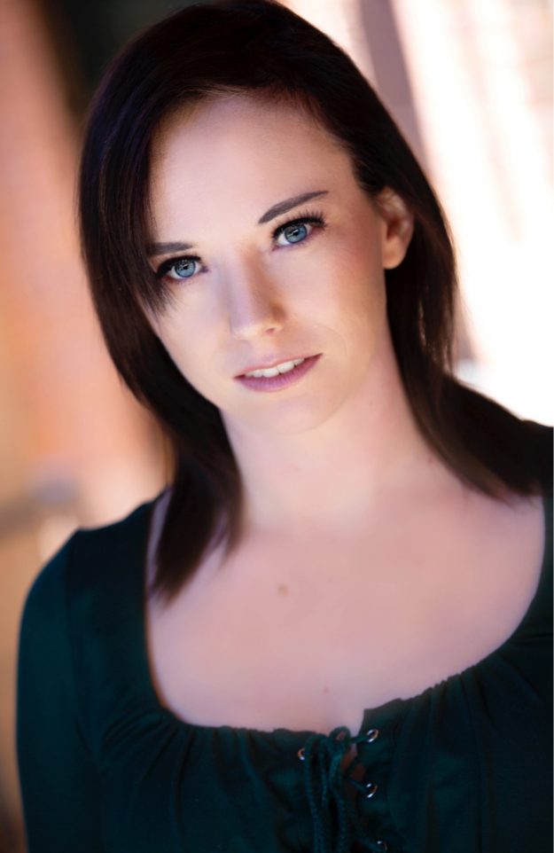 Kristen McGuire – Headshot