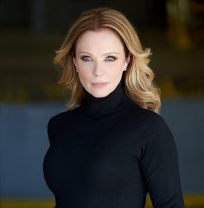 Lauren Holly